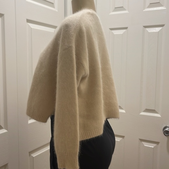 LOW CLASSIC CREWNECK SWEATER - Picture 5 of 8